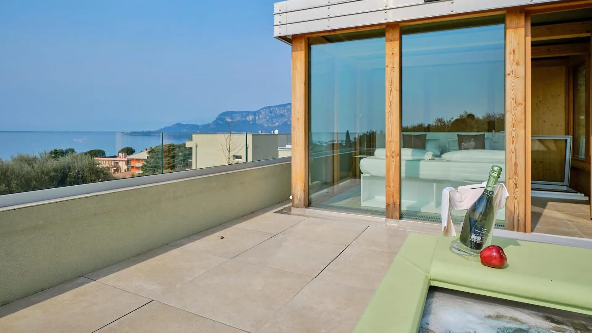 Villa Sunny Lake Suites Bardolino Italy