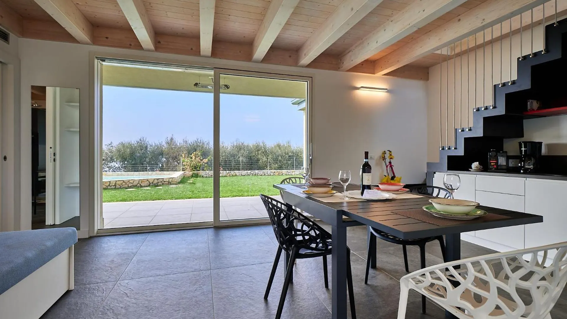 Villa Sunny Lake Suites Bardolino