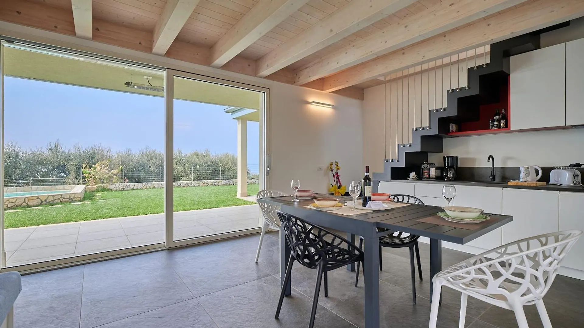 Villa Sunny Lake Suites Bardolino