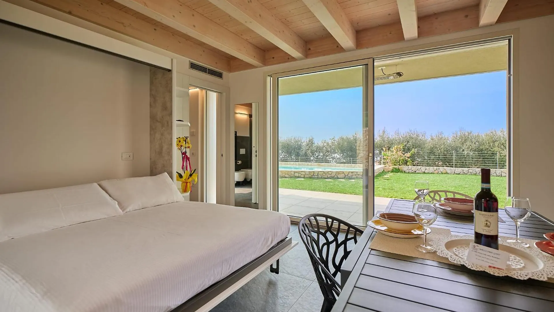 Apartment Villa Sunny Lake Suites Bardolino