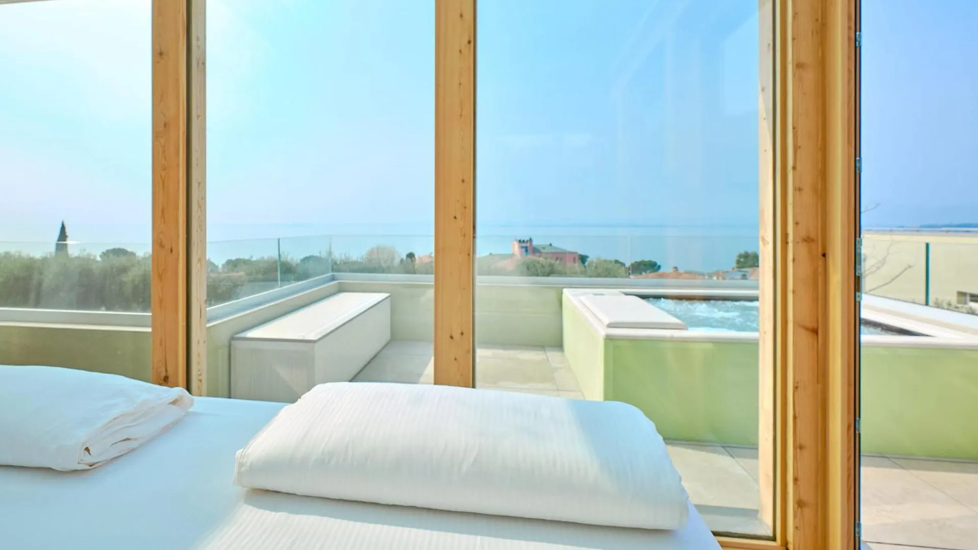 Villa Sunny Lake Suites Bardolino