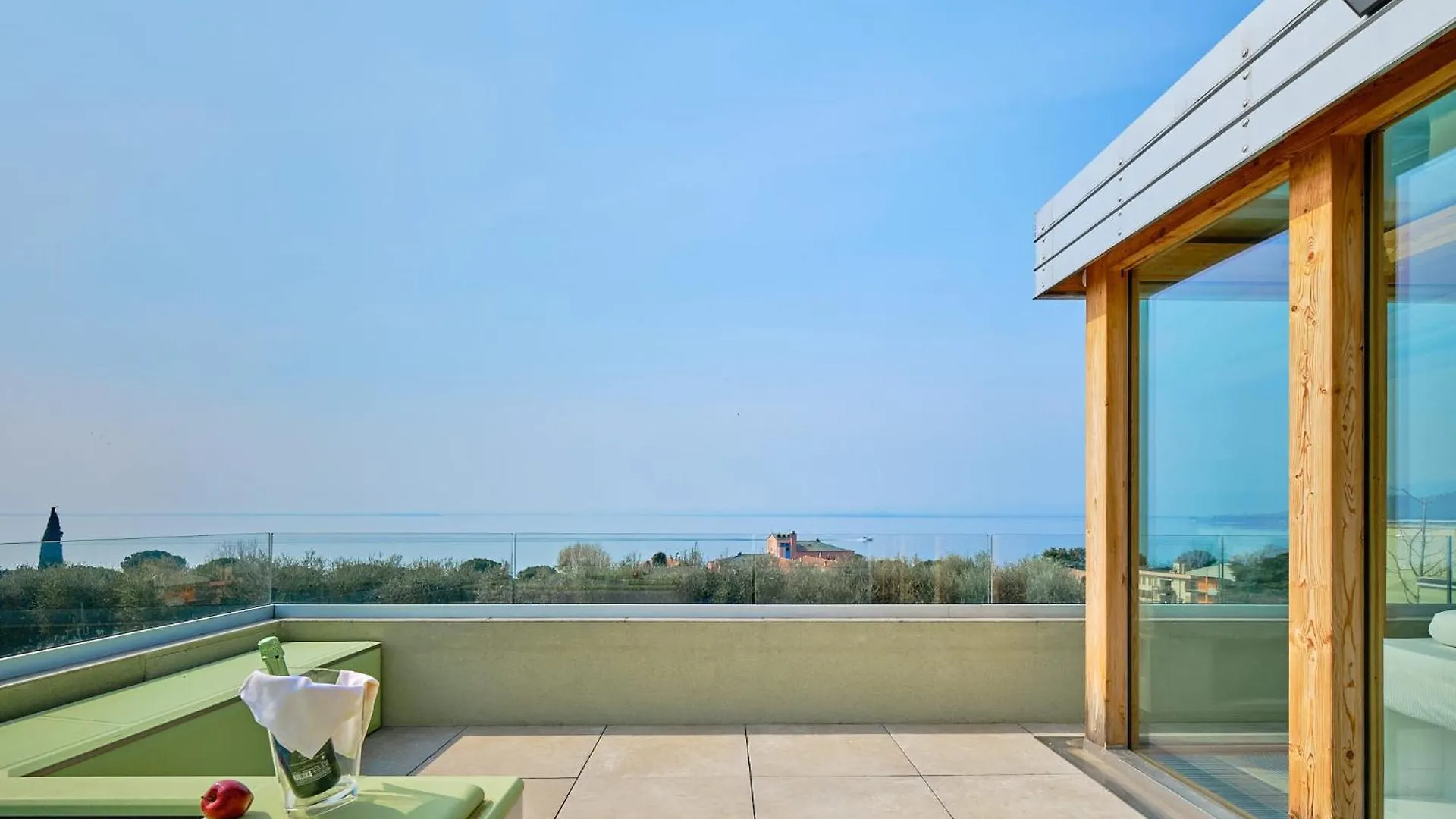 Villa Sunny Lake Suites Bardolino Italy