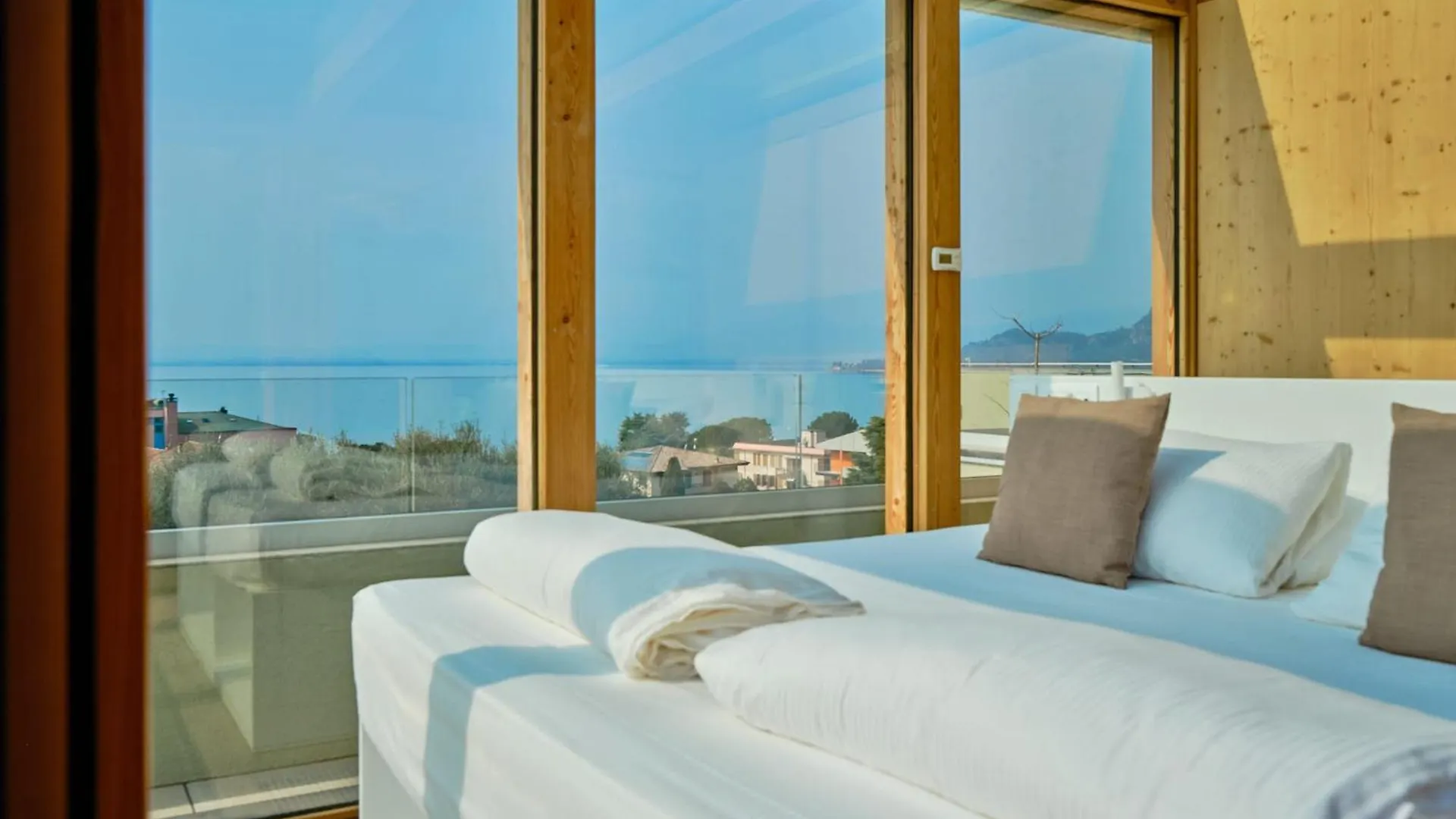 Villa Sunny Lake Suites Bardolino Apartment