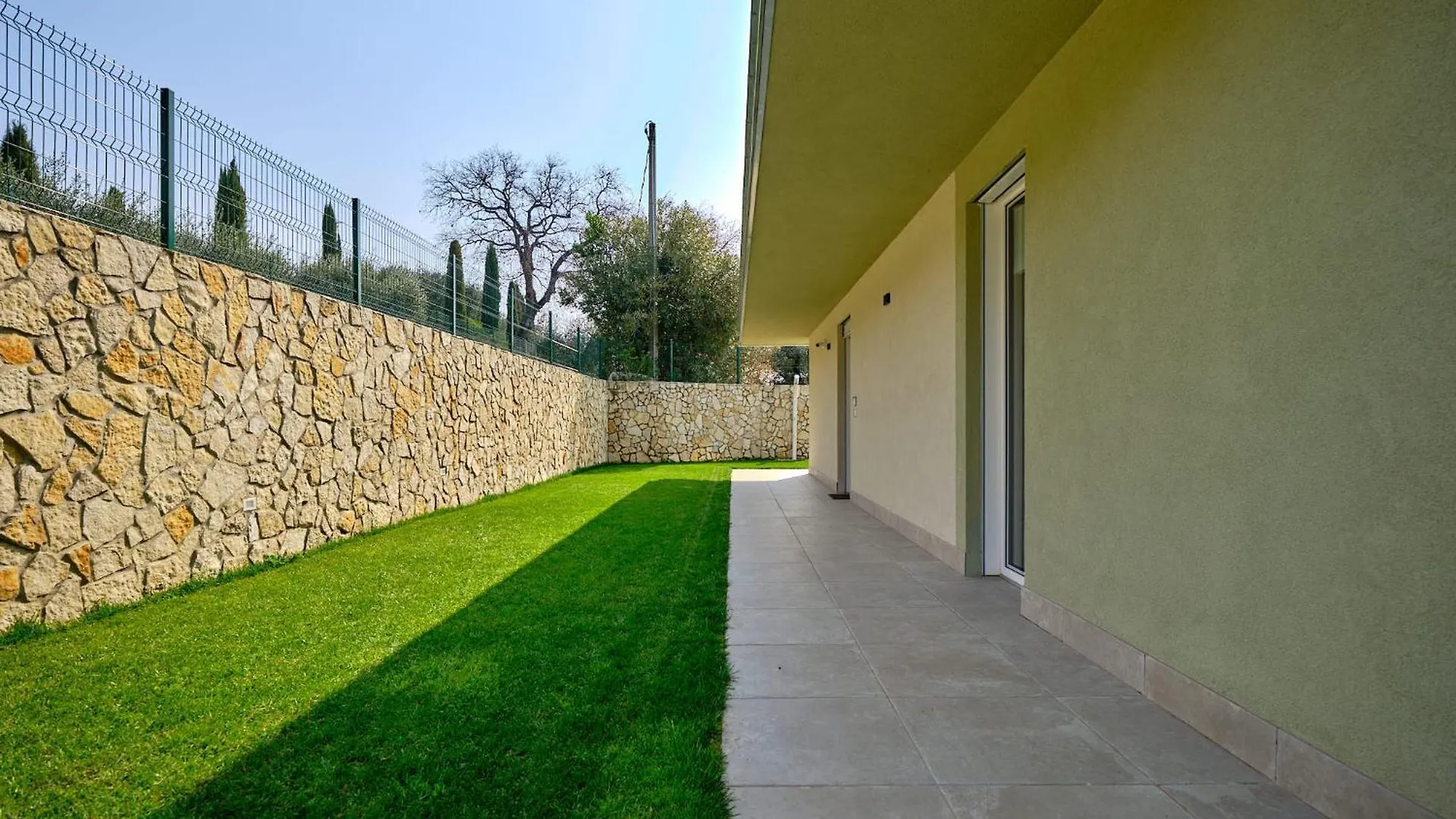 Villa Sunny Lake Suites Bardolino