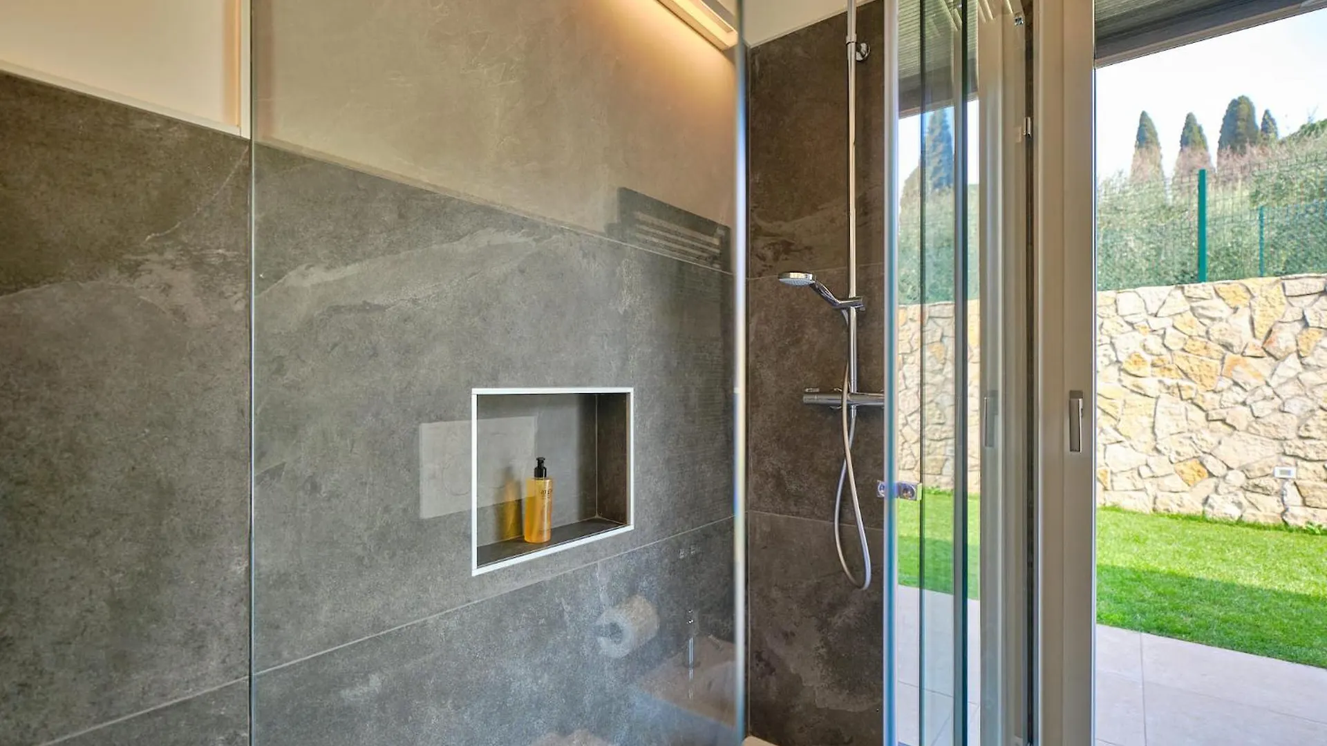 Villa Sunny Lake Suites Bardolino Apartment