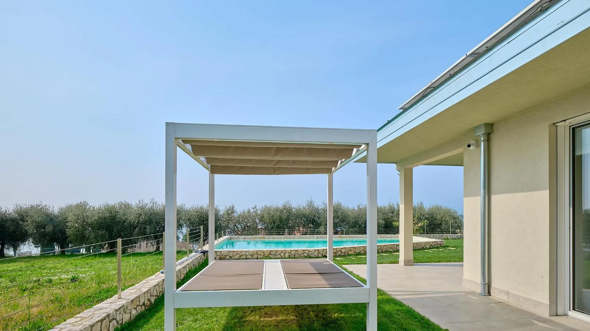 Villa Sunny Lake Suites Bardolino Apartment