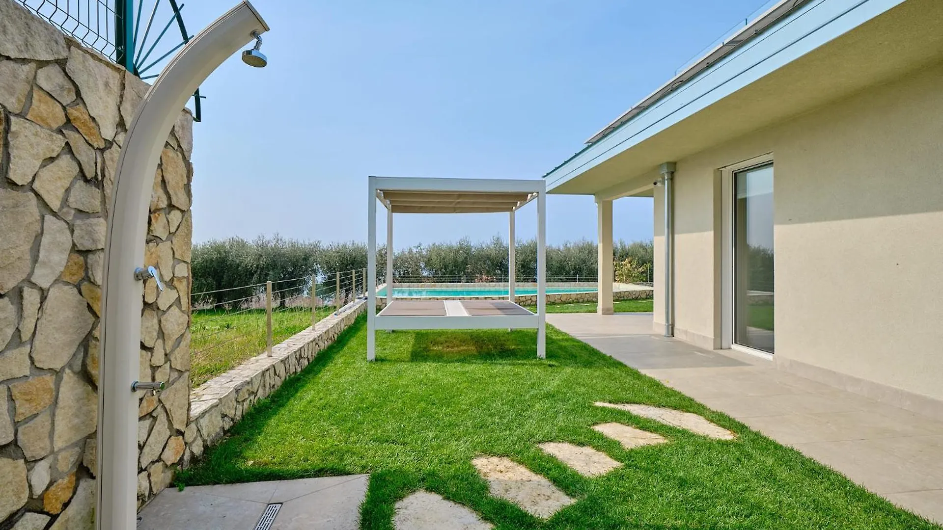 Villa Sunny Lake Suites Bardolino 0*,